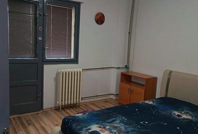 Apartament cu 3 camere decomandat, mobilat în Militari