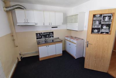 Apartament 3 camere, etaj 3, Calea Romanului - 6