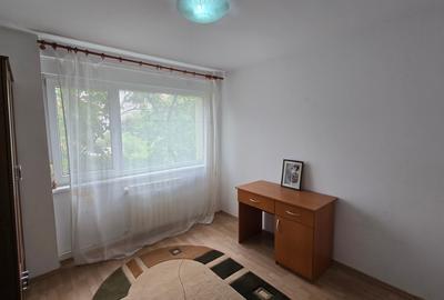 De vanzare - apartament 3 camere - 62mp - 200m metrou Obor - bloc anvelopat - 6