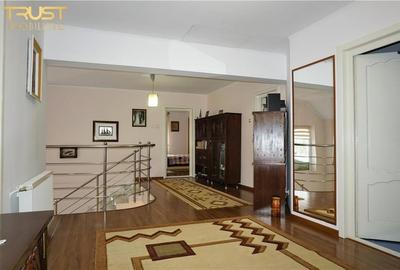 Casa individuala P+1E, curte, gradina, zona bloc Lama - 12