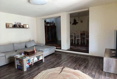 Casă cu 6 camere cu Teren 2000 Mp în Săcălaz - 5