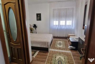 Casă cu 5 camere cu Teren 338 Mp în Sud - 14