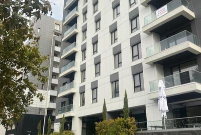 Apartament decomandat în Sisești