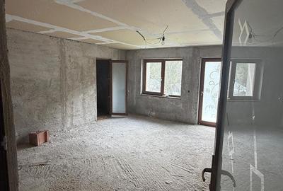 Casă cu 5 camere cu Teren 2500 Mp în Pângărați - 5