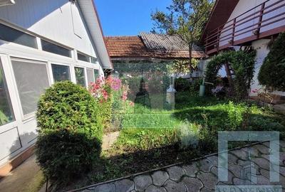 Casă individuală cu 11 camere cu Piscina în Tărlungeni - 7