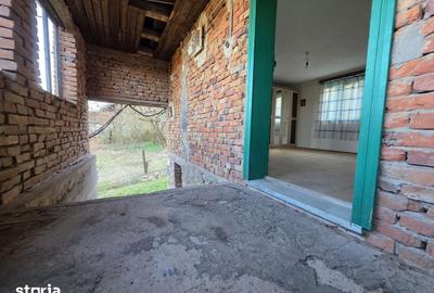Casă cu 4 camere cu Teren 1887 Mp în Burjuc - 6