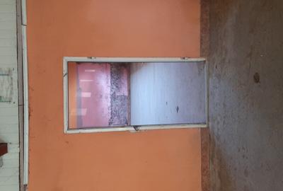 Casă individuală cu 9 camere cu Canalizare în Central - 4