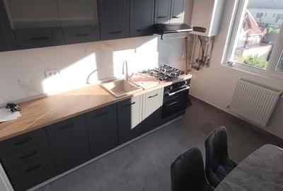 Apartament cu 3 camere semidecomandat în Fundeni - 2