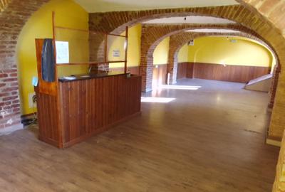 Spațiu comercial, de 130 mp, în Sinaia - 3