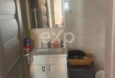 Apartament cu 2 camere decomandat în Trivale