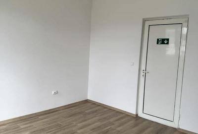 Spațiu comercial, de 16 mp, în Traian - 10