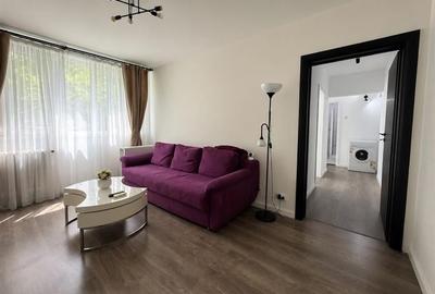 Apartament cu 4 camere semidecomandat în Drumul Taberei