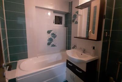Apartament cu 3 camere decomandat în Central - 6
