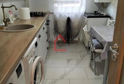 Apartament cu 2 camere decomandat în Filiași