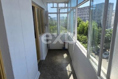 Apartament cu 3 camere decomandat, mobilat în Găvana - 10