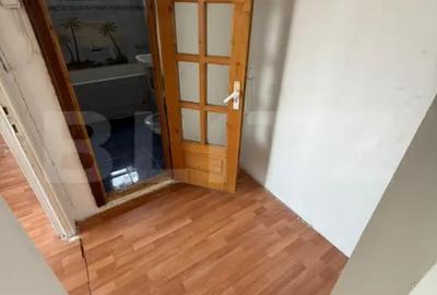 Apartament cu 2 camere semidecomandat în Decebal