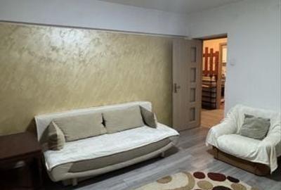 Apartament cu 3 camere în Traian - 4