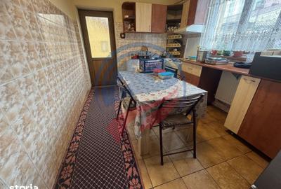 Casă cu 5 camere cu Teren 190 Mp în Central