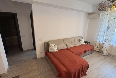 Apartament cu 2 camere semidecomandat, mobilat în 13 Septembrie - 2