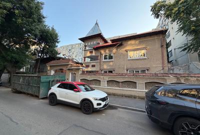Casă cu 15 camere cu Canalizare în Rahova