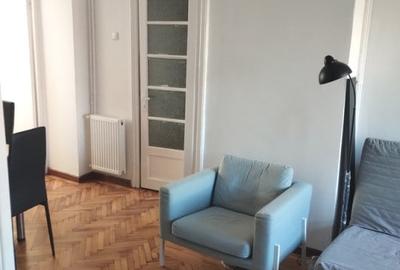 Garsonieră decomandată, mobilată în Unirii