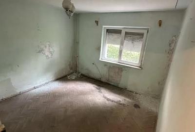 Apartament cu 2 camere în Cetate