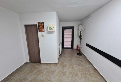 Spațiu comercial, de 18 mp, în Cetate - 2
