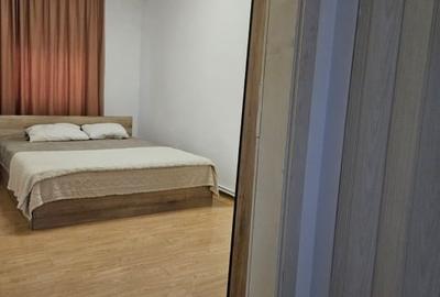 Apartament cu 3 camere semidecomandat, mobilat în Șagului