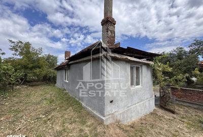 Casă cu 3 camere în Răcăștia