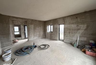 Apartament cu 4 camere decomandat în Stana - 10