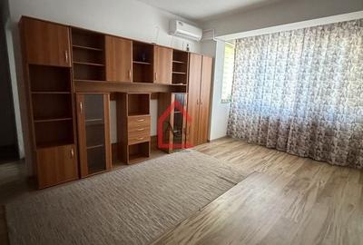 Garsonieră decomandată, mobilată în Baza 3