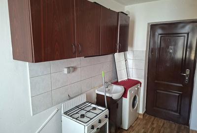 Garsonieră decomandată în Medicină - 1