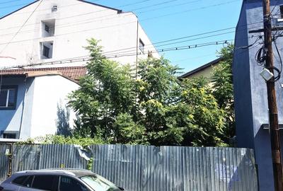Casă cu 3 camere cu Teren 321 Mp în Central