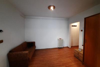 Apartament cu 2 camere decomandat în Central - 4