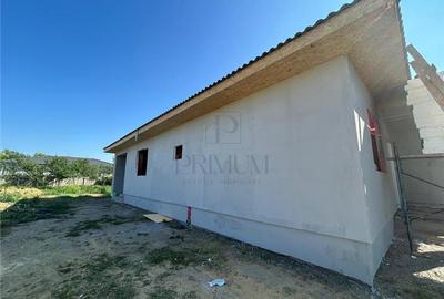 Casă individuală cu 4 camere cu Canalizare în Utvin - 2