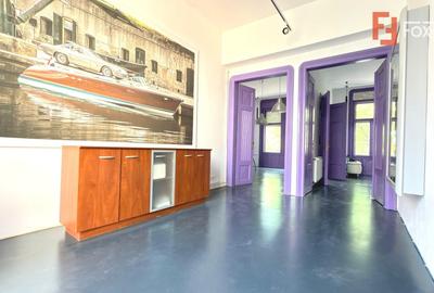Apartament cu 4 camere decomandat în Central
