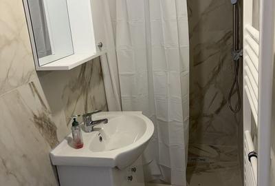 Casă cu 3 camere decomandat cu Teren 240 Mp în Nord