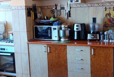 Apartament cu 2 camere decomandat în Plopilor - 3