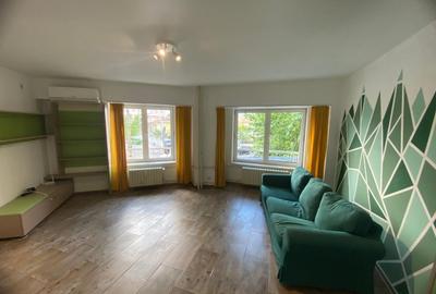 Apartament cu 2 camere decomandat, mobilat în Calea Călărașilor
