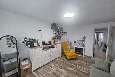 Apartament cu 2 camere decomandat în Drumul Taberei
