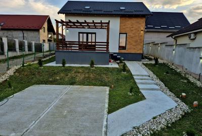 Casă cu 4 camere în Bascov - 2