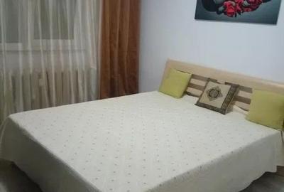 Apartament cu 3 camere decomandat, mobilat în Baza 3 - 3
