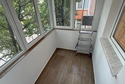 Apartament cu 2 camere decomandat în Podul de Fier