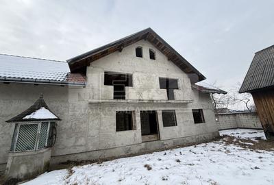 Casă individuală cu 4 camere cu Teren 1500 Mp în Vicovu de Sus - 10