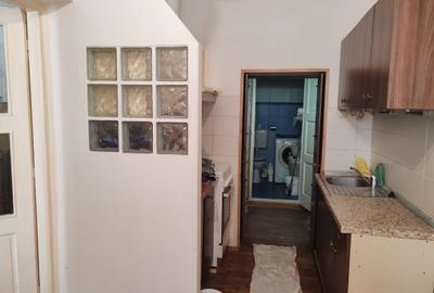 Apartament cu 4 camere semidecomandat în Central - 7