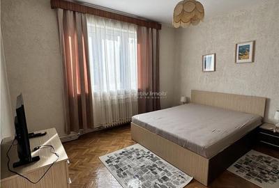 Apartament cu 3 camere decomandat în Deve - 1