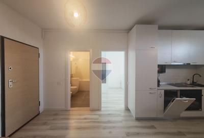 Apartament cu 2 camere semidecomandat, mobilat în Ultracentral