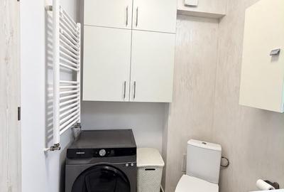 Apartament cu 2 camere decomandat în Apărătorii Patriei