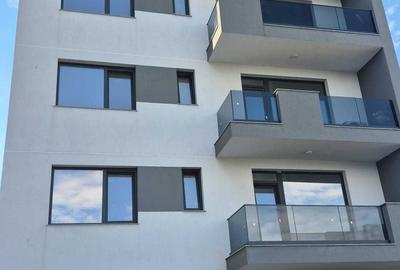 Apartament cu 2 camere decomandat în Năvodari Tabără - 1