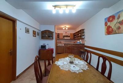 Casă individuală cu 5 camere decomandat cu Canalizare în Brașovul Vechi - 11